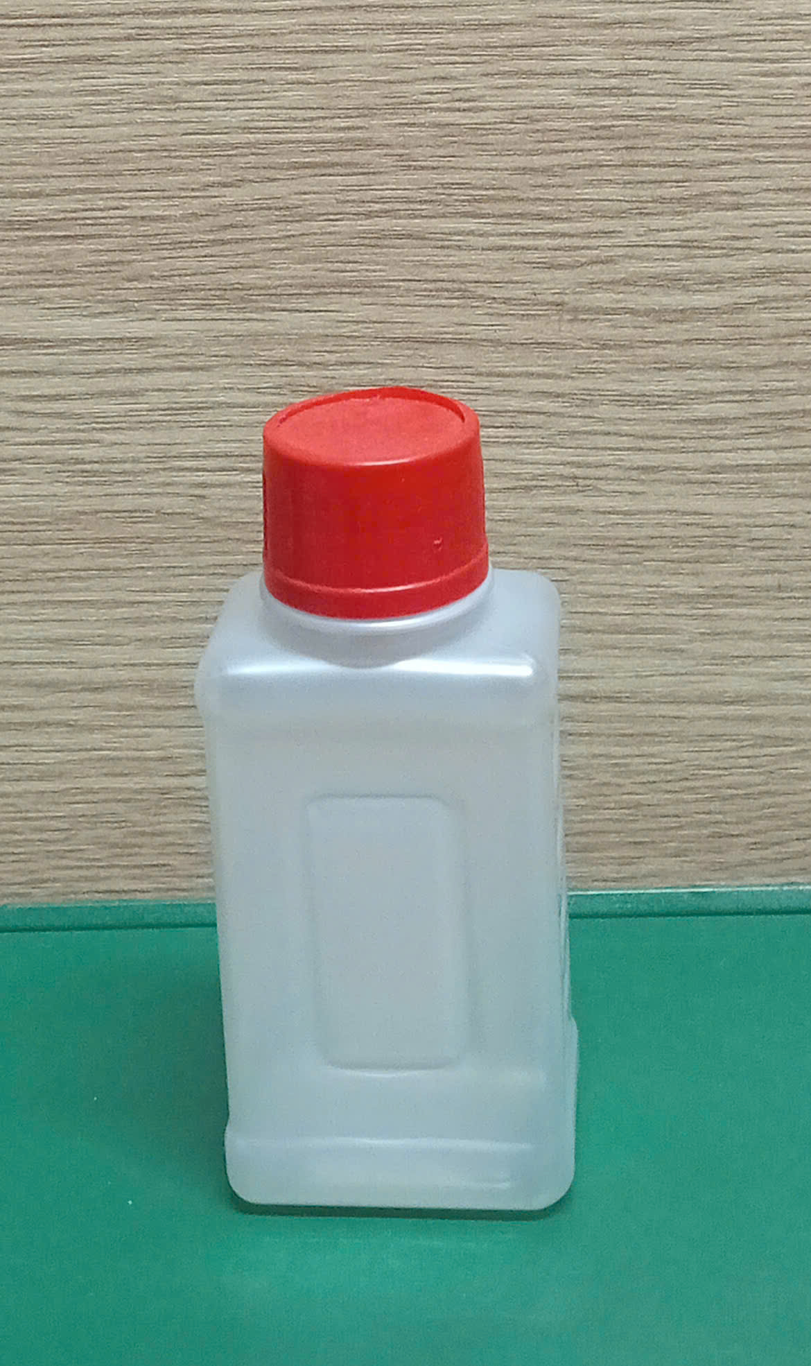 Chai nhựa PET 100 ml Vuông (Trắng Trong)