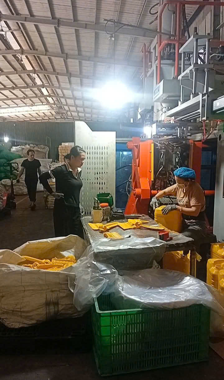 Công Ty Cổ Phần Sản Xuất Nhựa Thuận Thành