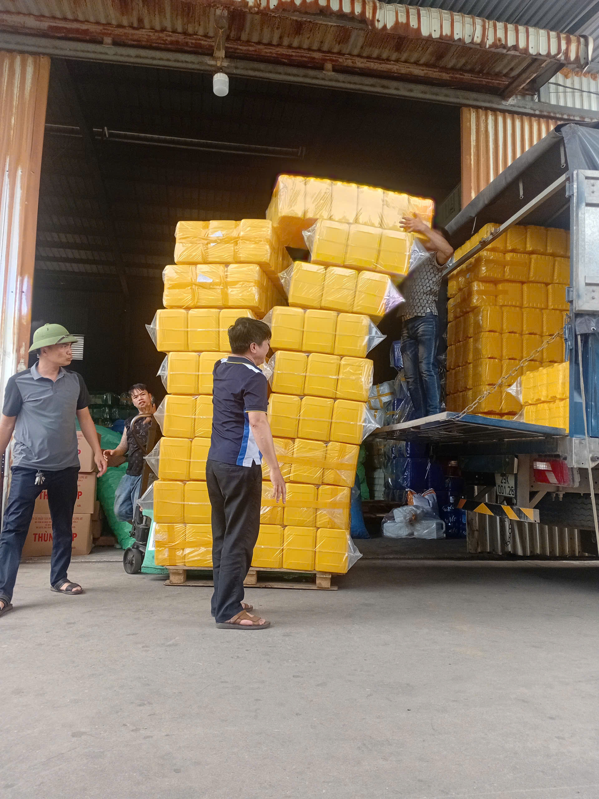 Công Ty Cổ Phần Sản Xuất Nhựa Thuận Thành