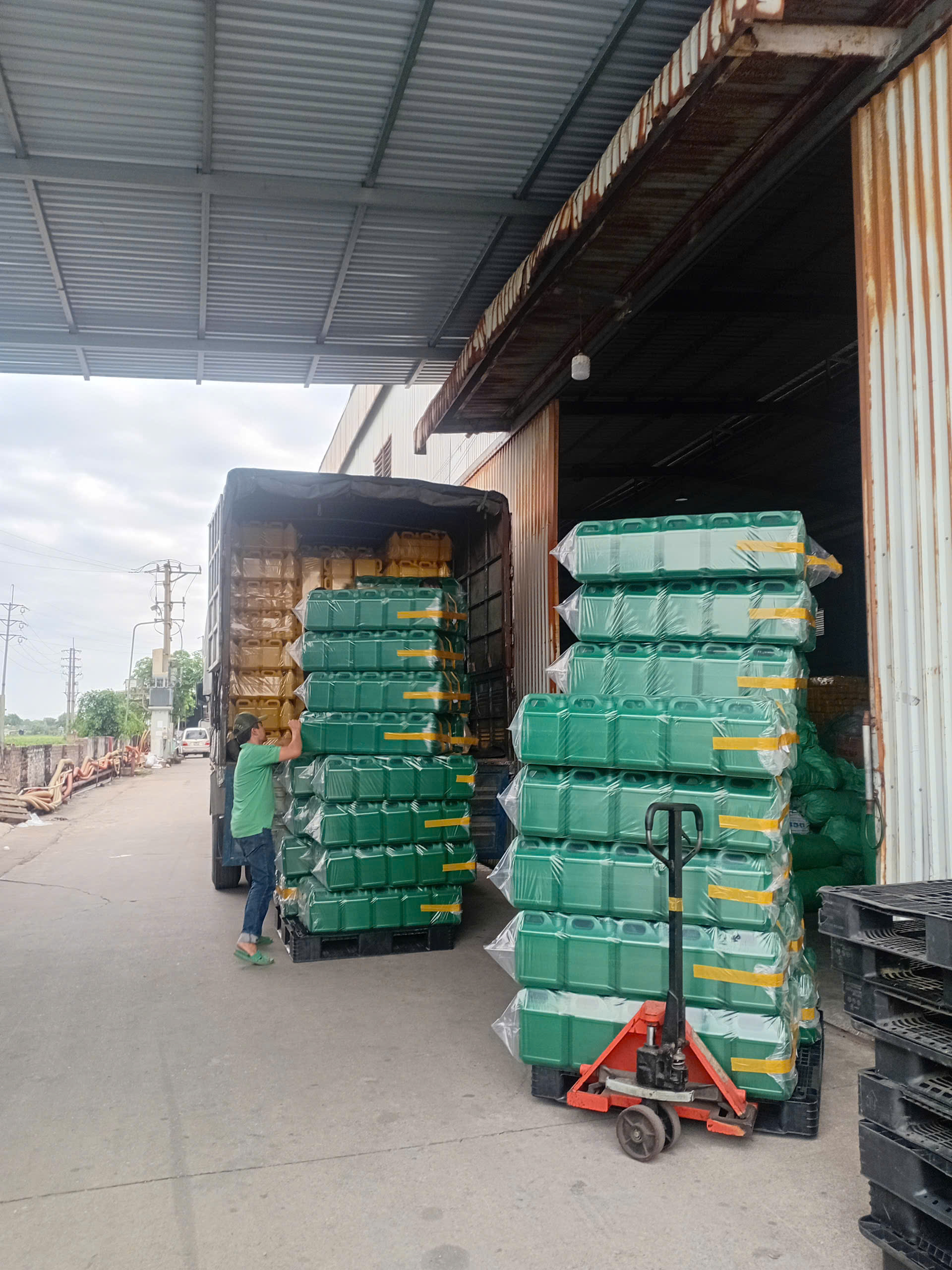 Công Ty Cổ Phần Sản Xuất Nhựa Thuận Thành
