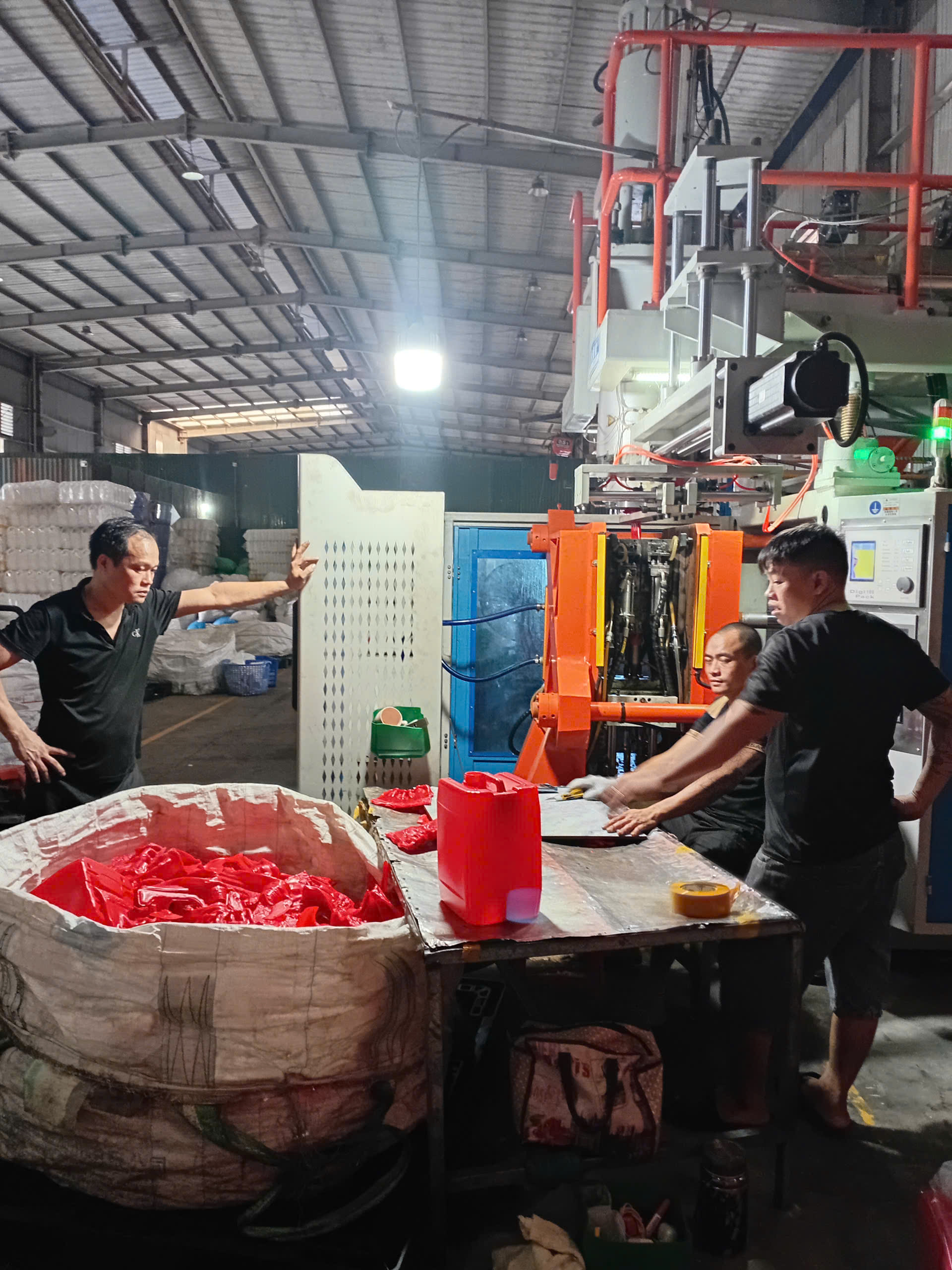 Công Ty Cổ Phần Sản Xuất Nhựa Thuận Thành