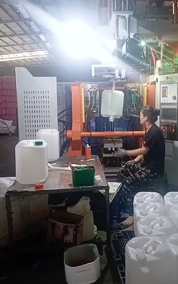 Công Ty Cổ Phần Sản Xuất Nhựa Thuận Thành
