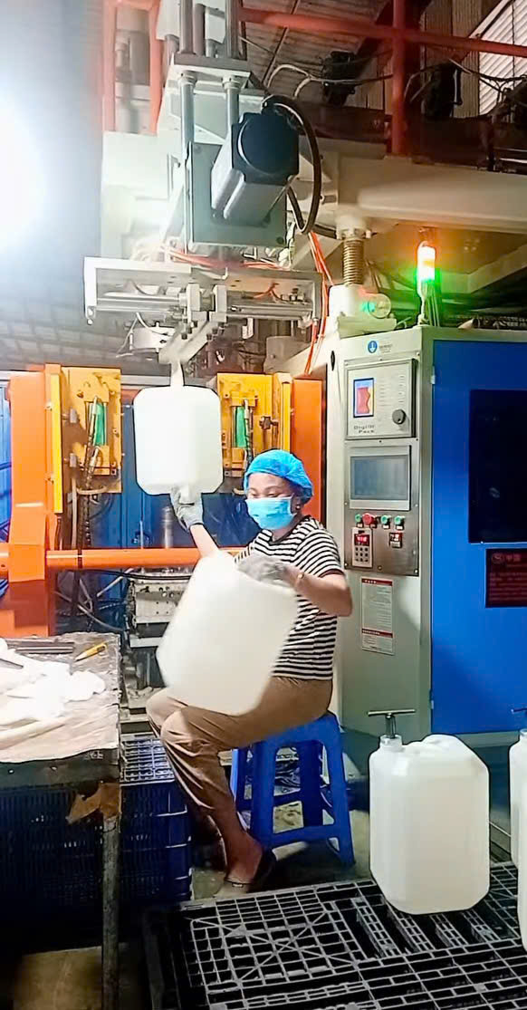 Công Ty Cổ Phần Sản Xuất Nhựa Thuận Thành