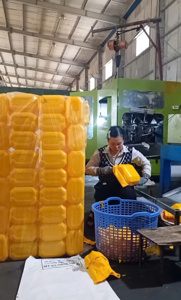 Công Ty Cổ Phần Sản Xuất Nhựa Thuận Thành