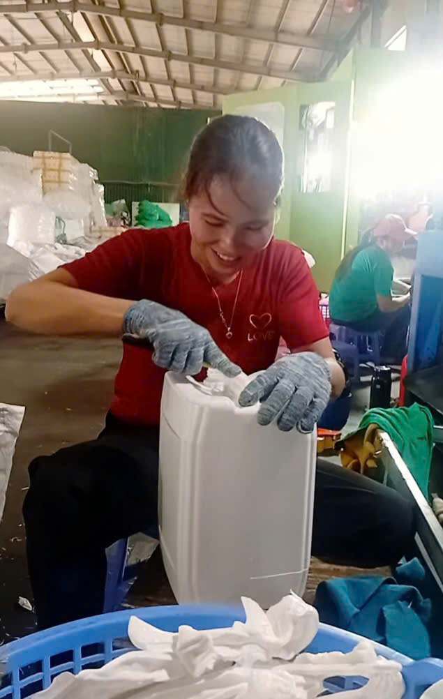 Công Ty Cổ Phần Sản Xuất Nhựa Thuận Thành