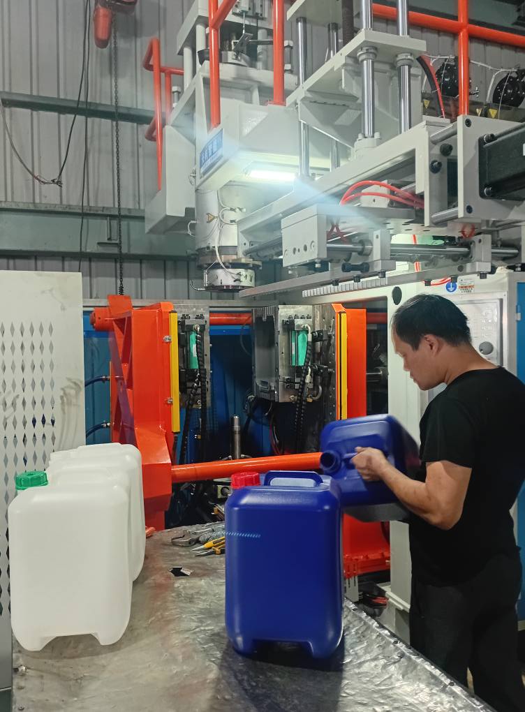 Công Ty Cổ Phần Sản Xuất Nhựa Thuận Thành