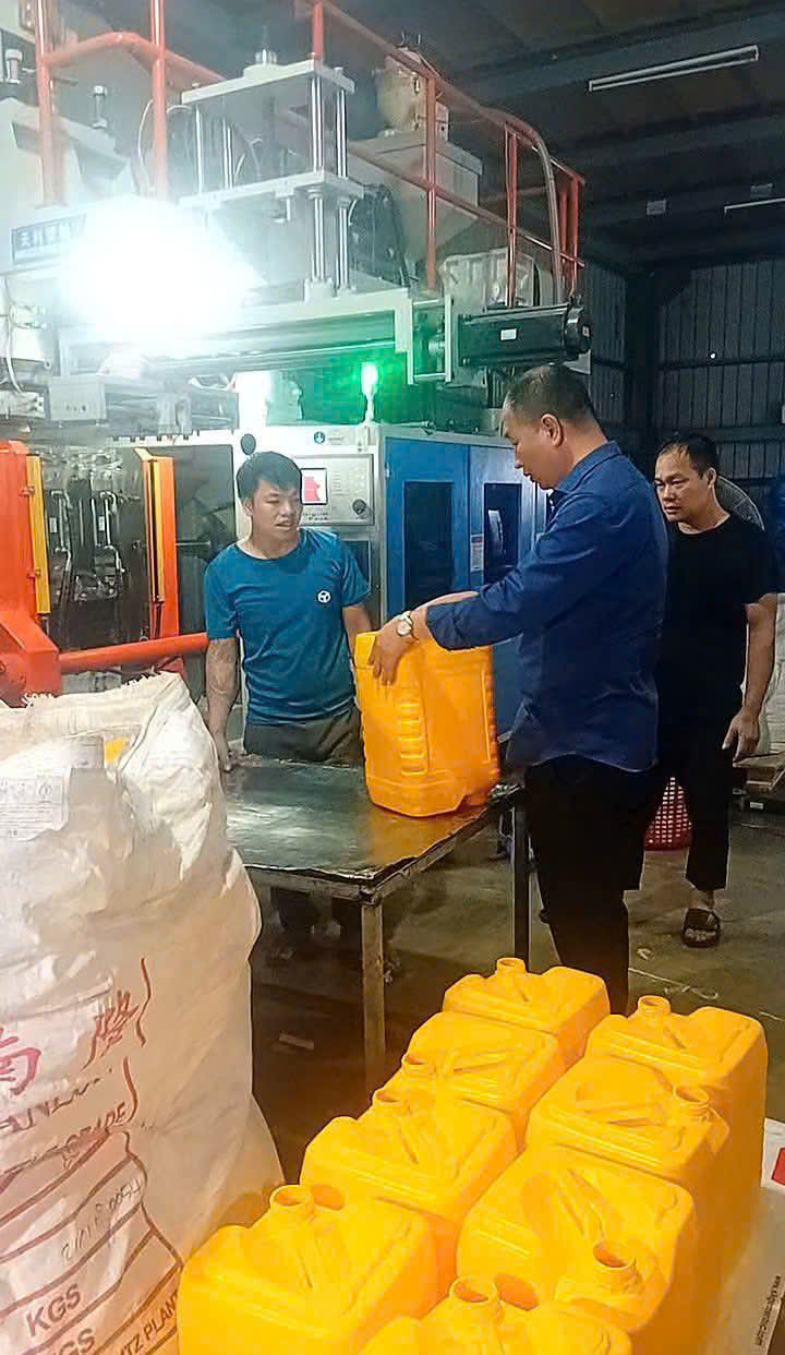 Công Ty Cổ Phần Sản Xuất Nhựa Thuận Thành