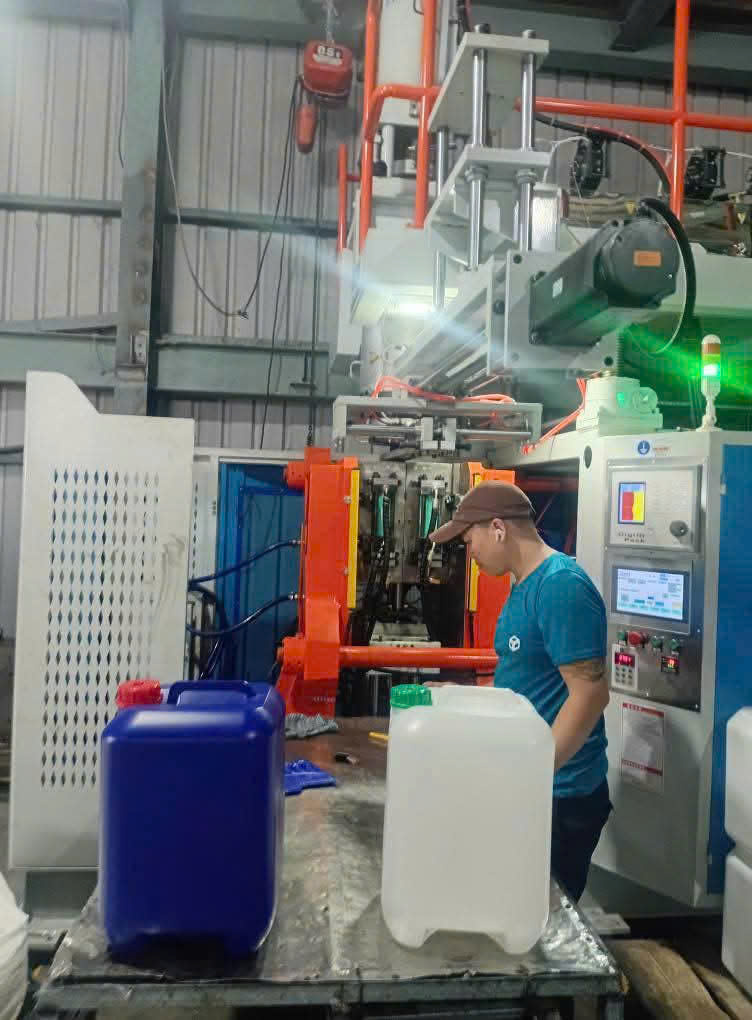 Công Ty Cổ Phần Sản Xuất Nhựa Thuận Thành