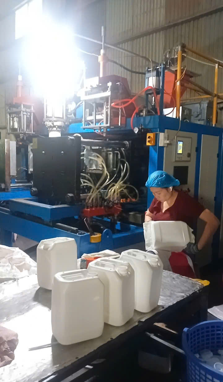 Công Ty Cổ Phần Sản Xuất Nhựa Thuận Thành