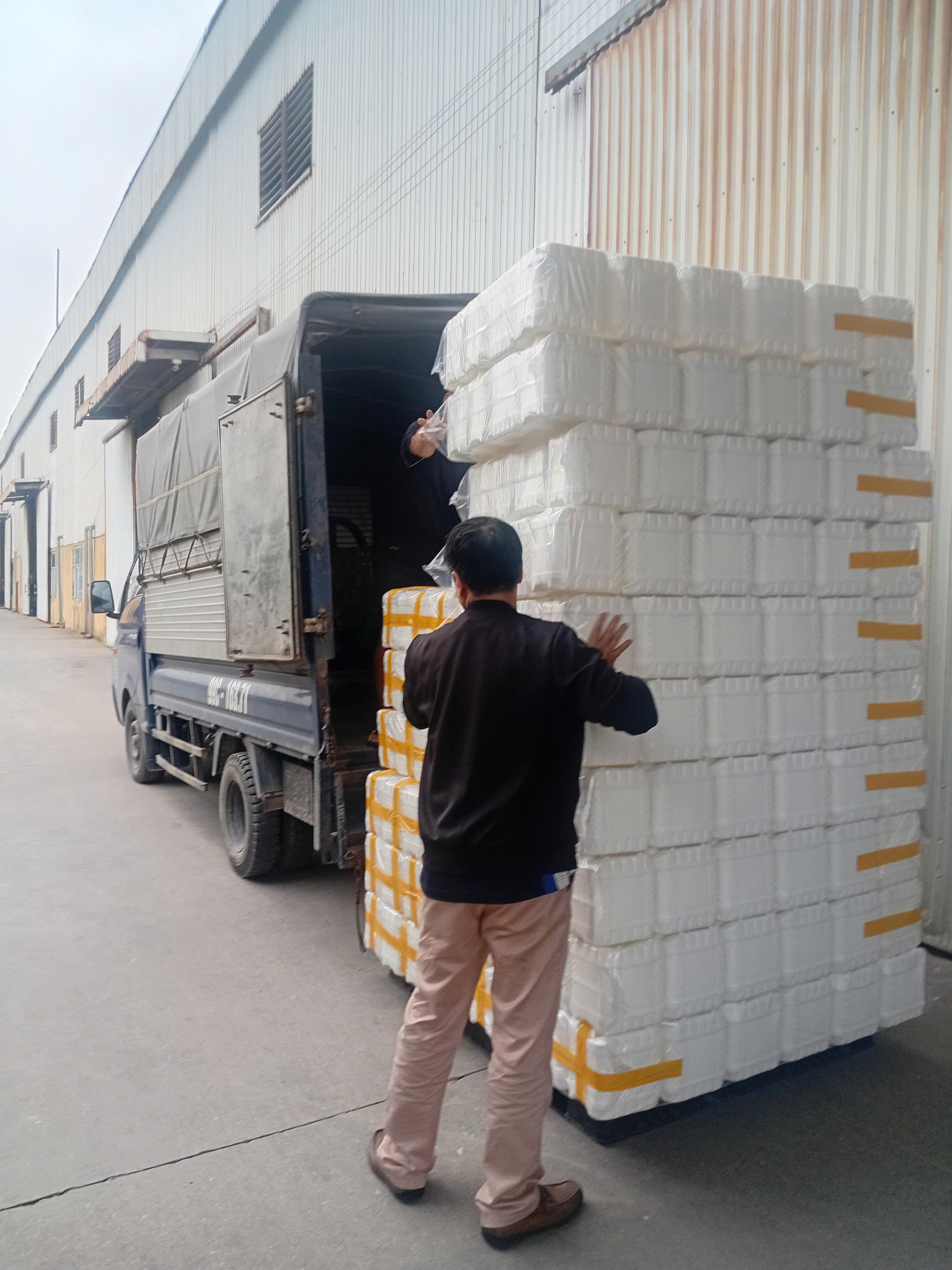 Công Ty Cổ Phần Sản Xuất Nhựa Thuận Thành